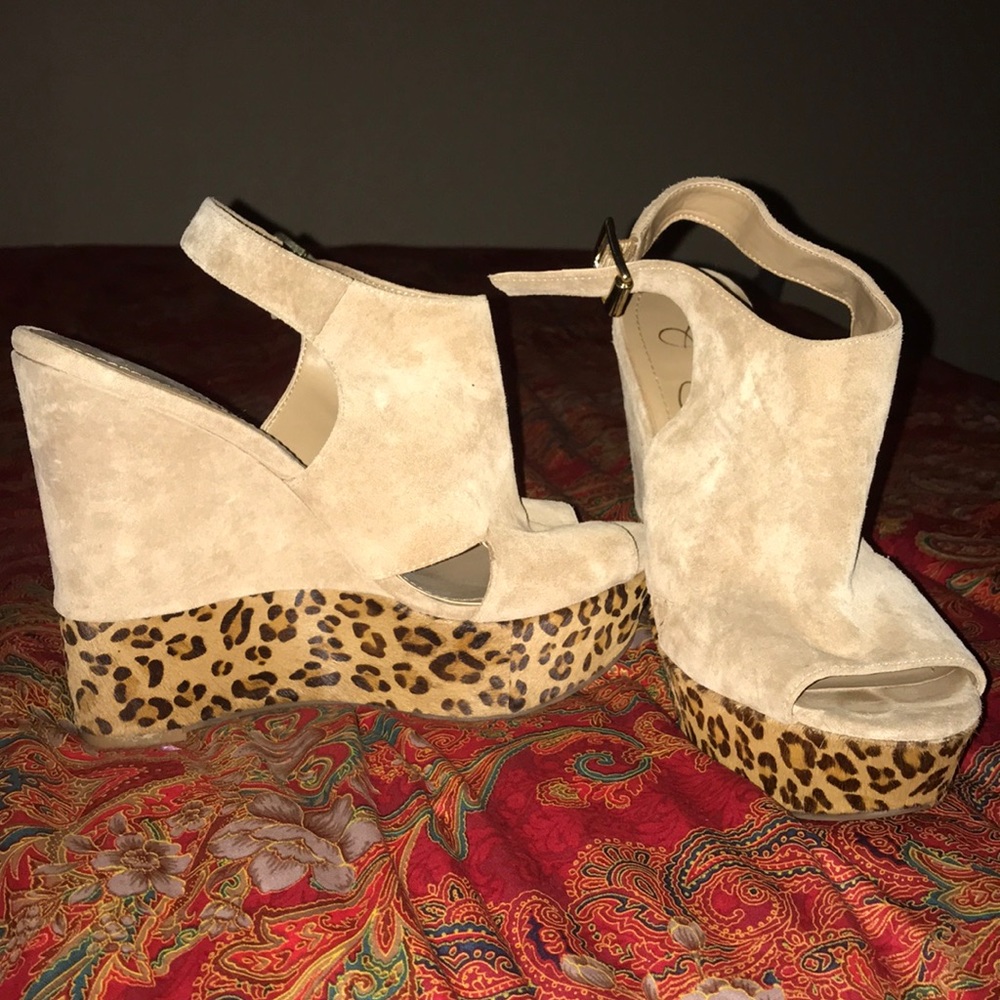 Jessica Simpson Wedges